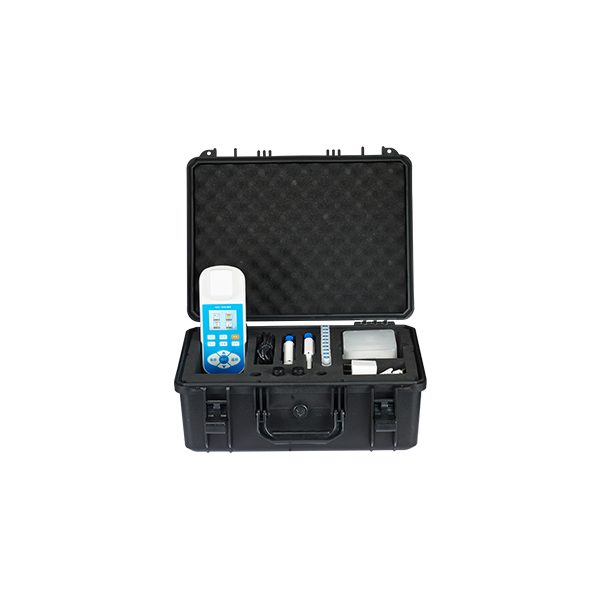 1745402897587656.jpg 便攜水質(zhì)測定儀3.jpg